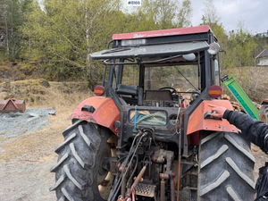 Tractor Agrícola 1995 Zetor 9540 Turbo Motorizado - Product Image 6