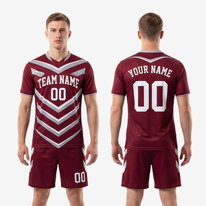 Tenue de football personnalisée pour hommes, kit d'équipe sur mesure, maillot de football en polyester par sublimation, fournisseur en gros, équipement de football pour hommes - Product Image 1