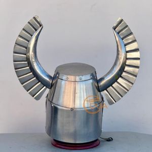 Casco Grande Alado de Caballero Teutónico Medieval - Casco Templario Cruzado con Cuernos de Hierro Pulido Calibre 18 para Cosplay SCA Navidad - Product Image 4