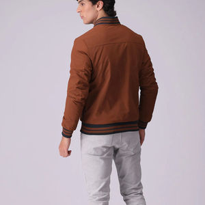 Blouson Varsity Parachute Personnalisable pour Homme avec Fermeture Éclair, Col Montant Hiver, Couleurs Personnalisables, Prix de Gros - Product Image 3