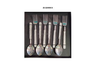 ชุดช้อนส้อมโลหะแบบหล่อชุดเครื่องใช้บนโต๊ะอาหารดีไซน์แบบโบราณเครื่องใช้บนโต๊ะอาหารชุบทองและคลาสสิก - Product Image 4