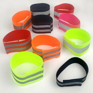 Brazaletes de Paintball de Alta Visibilidad para Identificación de Equipos, Diseño Sublimado con Impresión de Logotipo Personalizado - Product Image 2