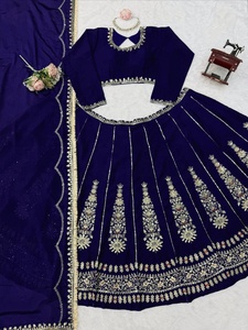 Ensemble Lehenga Choli et Dupatta bleu roi avec broderie dorée, Lehenga Choli traditionnel indien pour femmes pour mariage - Product Image 4