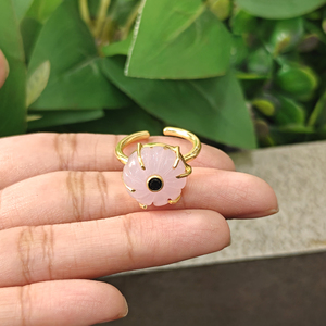 Bague ajustable en laiton plaqué or 18 carats avec pierre naturelle œil de chat et zircon cubique, motif floral sculpté, best-seller - Product Image 2