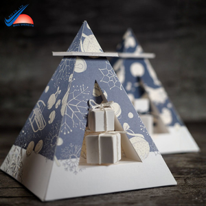 Caja de papel piramidal de lujo | Caja de regalo impresa personalizada para vacaciones y eventos - Product Image 3