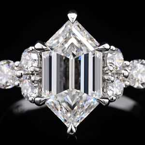 Anillo de Boda de Plata de Ley S925 con Piedras de Moissanita Corte Marquesa, Certificado, Regalo Elegante y Minimalista - Product Image 5