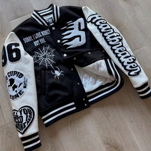 OEM Custom Varsity Jackets Men Embroidery Letterman Jacket Leather Sleeves College Streetwear Jacket Bulk - Product Image 1