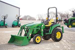 High Quality John Deeree 2032R Compact Utility Tractor 32HP Diesel 4WD with Loader PTO <b>for</b> Farm Landscaping Agriculture Use - Product Image 6
