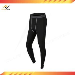 Ensemble de fitness pour hommes haute élasticité, T-shirt anti-transpiration, short de course doux, tenue de sport respirante pour l'été, fabriqué au Pakistan - Product Image 4