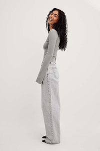 Jeans pour femmes à taille haute, coupe bootcut, denim extensible, coupe slim, bas évasé, jeans décontractés - Product Image 2