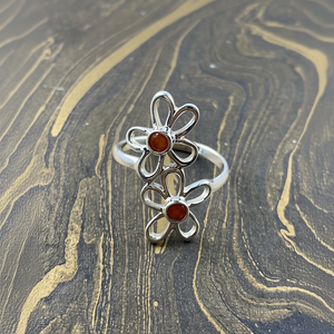 แหวนรูปดอกคาร์เนเลียน 3.6 กรัม จี้และเครื่องประดับชั้นดี - Product Image 3