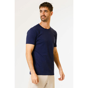 Camiseta de algodón para hombre, azul marino, corte regular, cuello redondo, manga corta, informal, color liso, tejido jersey, ahora disponible para la venta - Product Image 2