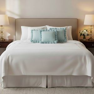 SOGA Ensemble de 5 housses de coussin côtelées bleu clair et taies d'oreiller en tricot torsadé avec pompons pour une décoration intérieure confortable - Product Image 5