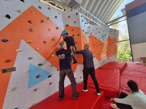 Muro de Escalada Modular para Centros Deportivos de Aventura, Muro de Escalada Interior para Fitness y Entrenamiento - Product Image 2