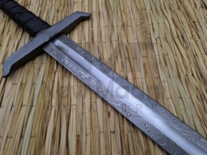 ดาบกษัตริย์อาเธอร์เอ็กซ์คาลิเบอร์ ด้ามจับหนังแท้สีน้ำตาลทำมือจากดามัสกัส รุ่น NMT-2526 - Product Image 3