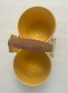 Macetero Decorativo de Hierro con Diseño Elegante y Acabado en Recubrimiento de Polvo Amarillo para Sala de Estar, Jardín, Patio y Balcón - Product Image 6
