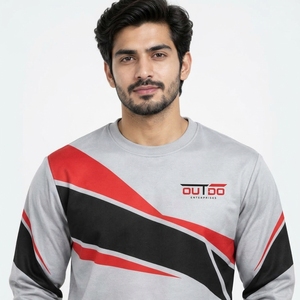 Tissu léger, bords côtelés et construction confortable. Sweat-shirt pour homme conçu avec impression couleur vibrante. - Product Image 5