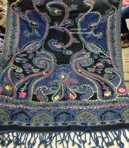 Bufandas de Lana Fina de Diseño con Bordado a Mano, Chales Largos de Moda Unisex 80x200cm para Invierno, Venta al Por Mayor desde India - Product Image 2