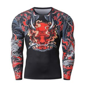 Rashguard MMA à manches longues personnalisé de qualité supérieure pour hommes, vêtement de compression élégant pour l'entraînement en salle de sport en hiver - FTI-RG-004 - Product Image 5