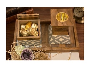 Juego de Porta Incienso Cuadrado de Madera de Sándalo con Caja de Almacenamiento, Compatible con Conos, Difusor de Aromaterapia de Escritorio para Decoración del Hogar - Product Image 2