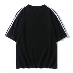 T-shirt de compression vintage de luxe de haute qualité 100% coton avec logo imprimé personnalisé, anti-UV et écologique, vêtements de sport pour hommes - Product Image 3