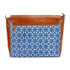 Sac bandoulière en cuir véritable à rabat motifé, sacoche pour ordinateur portable, grande capacité, léger, pour les voyages et l'usage quotidien - Product Image 4