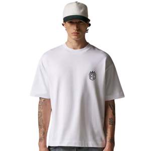 T-shirt en coton blanc à manches courtes pour homme, coupe oversize, design minimaliste sur le devant, vêtements décontractés streetwear, fabrication OEM, vente en gros - Product Image 5