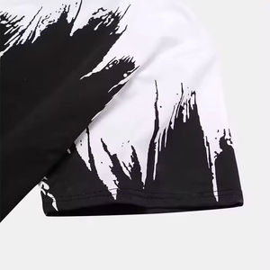 Camiseta Casual de Manga Corta con Cuello Redondo y Estampado Abstracto en Blanco y Negro para Hombre, Corte Regular, Tejido de Punto, Poliéster Transpirable - Product Image 3
