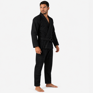 Traje de BJJ ligero diseñado para entrenamiento diario con costuras resistentes, ajuste flexible, control de humedad y comodidad duradera OEM - Product Image 2
