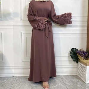 Abaya de haute qualité pour femmes, robe islamique modeste à manches longues, robe musulmane longue pour la prière, occasions décontractées et formelles, en solde - Product Image 1