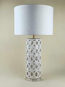 Lampe de bureau élégante, lampe de table style hôtel, lampe d'appoint moderne, lampe d'intérieur de luxe, lampe de table avec abat-jour en tissu - Product Image 3