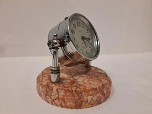 Reloj de Escritorio Circular de Moda con Base de Mármol, Brazo Metálico Ajustable, Movimiento de Cuarzo, Funciona con Batería, Diseño Tradicional - Product Image 1