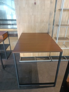 Table pliante moderne en bois et métal Lumetal pour bureau à domicile avec table et étagère, origine Vietnam - Product Image 3