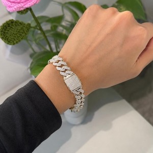 Pulsera de Dijes Hecha a Mano con Diamantes de Moissanita VVS de Corte Brillante, Joyería Clásica para Boda, Chapada en Rodio, Cierres de Caja Abierta, Uso Unisex - Product Image 1