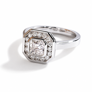 Bague de fiançailles pour femme en argent sterling 925 avec sertissage clos et taille Asscher, bijou de mariage en moissanite - Product Image 1