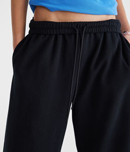 Pantalones Deportivos de Pierna Ancha con Cintura Elástica de Alta Calidad, Estilo Urbano, Logotipo Personalizado Impreso, Color Sólido - Product Image 5