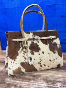 Cowhide Leather Flap Casual Tote <b>Bag</b> <b>Lock</b> Closure Removable Strap Women's Animal Print Large Capacity Daily Use - Product Image 4