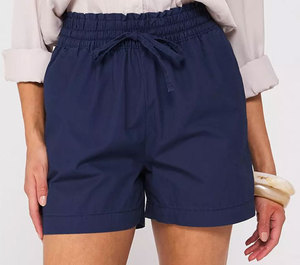 Diseño Inspirado en las Tendencias con Comodidad Ligera, Perfecto para Días con Estilo, Uso en Paseos al Aire Libre, Pantalones Cortos Pippa - Product Image 1