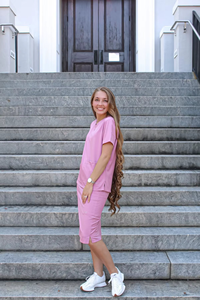 Unisex Purple V-Neck <b>Scrub</b> <b>Top</b> with Short Sleeve and Front Pleat Design for Hospital Uniforms Wembly Sports Needle Detection - Product Image 3