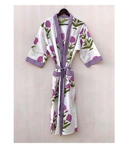 Bata Kimono de Algodón con Estampado de Bloques de Animales, Estilo Japonés, Ropa de Estar por Casa de Verano con Tela Suave y Transpirable, Cierre con Cordón, Unisex - Product Image 1