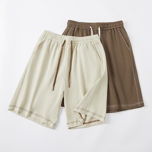 Shorts Bermuda décontractés pour hommes, coupe ample, en coton (75%) et polyester (25%), avec surpiqûres contrastées, longueur genou, haute qualité, pour l'été. - Product Image 5