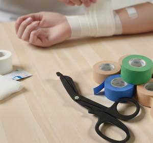 Tijeras de Trauma Manuales de 7.5 Pulgadas con Recubrimiento de Fluoruro, Antiadherentes, de Acero Inoxidable, Herramienta de Corte de Emergencia - Product Image 1