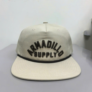 Casquette Snapback 5 Panneaux Beige Personnalisée avec Logo Brodé en 3D, Légère, Protection UV, en Nylon Haute Performance - Product Image 1