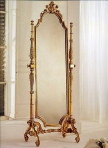 Miroir encadré en bois orné d'ornements dorés, décoration murale traditionnelle - Product Image 3
