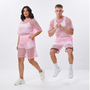 Conjunto de camiseta y pantalones cortos de malla transparente unisex, lencería sexy con aberturas, conjunto de pantalones cortos ligeros de moda para verano - Product Image 5