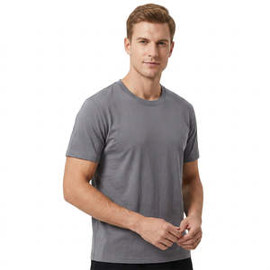 T-shirt en coton pour homme, coupe classique, col rond, manches courtes, couleur unie, décontracté, respirant, jersey tricoté, design uni - Product Image 2