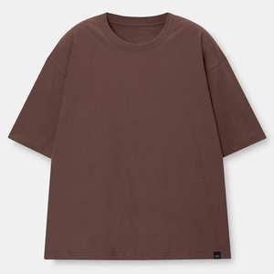 Camiseta de cuello redondo de color liso marrón chocolate, de tejido grueso, corte holgado y hombros caídos - Product Image 1