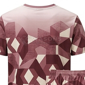 Conjunto de Camiseta y Pantalones Cortos Modernos e Informales, Tela Suave y Transpirable, Diseño para Streetwear y Estilo de Vida - Product Image 5