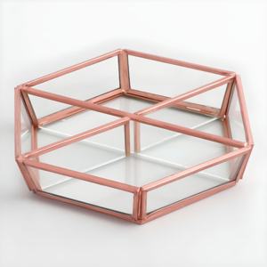 Plateau de rangement en verre pour la maison, idéal pour bijoux, accessoires cosmétiques et décoration - Vente en gros - Product Image 1