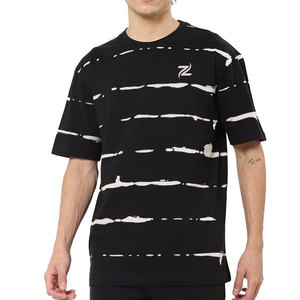 เสื้อยืดโอเวอร์ไซส์ผู้ชาย ดีไซน์มินิมอลทันสมัย เนื้อผ้านุ่ม สวมใส่สบาย เหมาะกับการแต่งกายสไตล์โมเดิร์น - Product Image 1